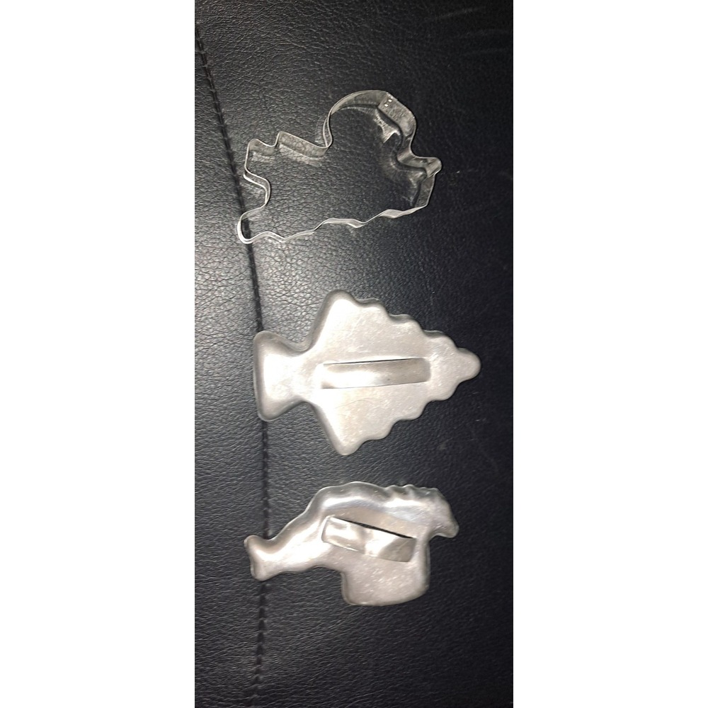 3- Metal Vintage Cookie Cutters Holiday Christmas Tree & Santas